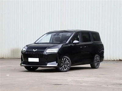 2026 SGMW Xingguang 730 PHEV MPV 125 km CLTC Electric Range 7-Seater
